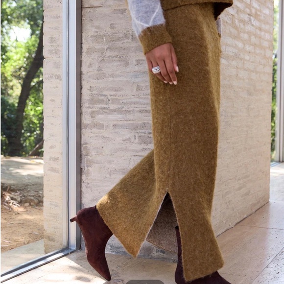 Commense Dresses & Skirts - Commense Wool-Blend Maxi Skirt - Large